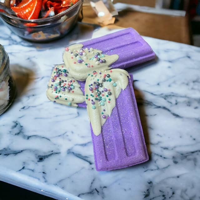 The Lavish Goat - Purple Popsicle Prize Inside Bath Bomb