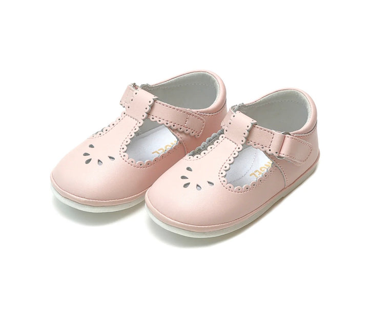Dottie Scalloped Perforated MJ | Pink
