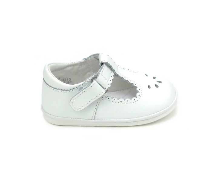 Dottie Scalloped Perforated MJ | White
