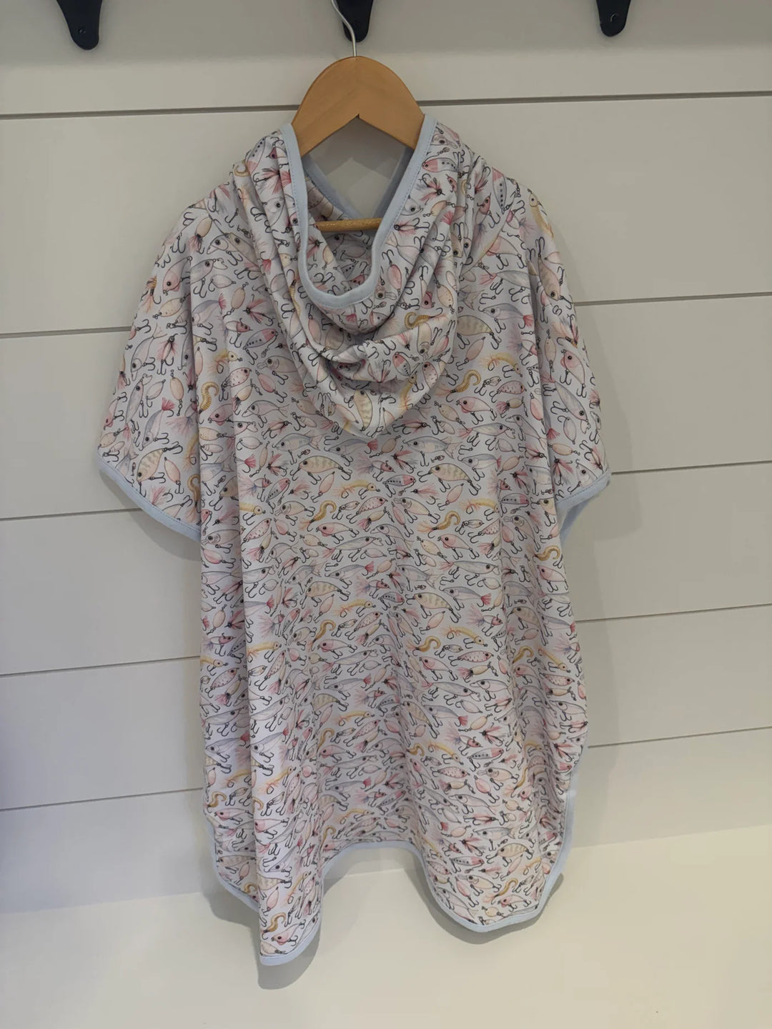 Coastal Cover-Up Hooded Towel | Reel Cool