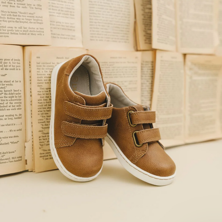 Kyle Double Velcro Boys Sneaker - Chestnut Brown