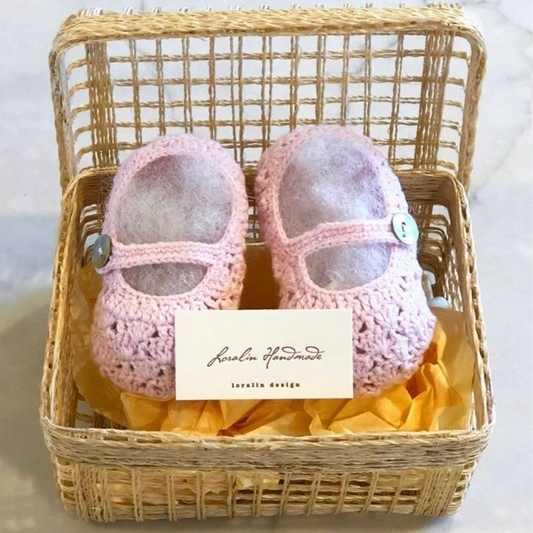 Mary Jane Light Pink Booties: 0-6M