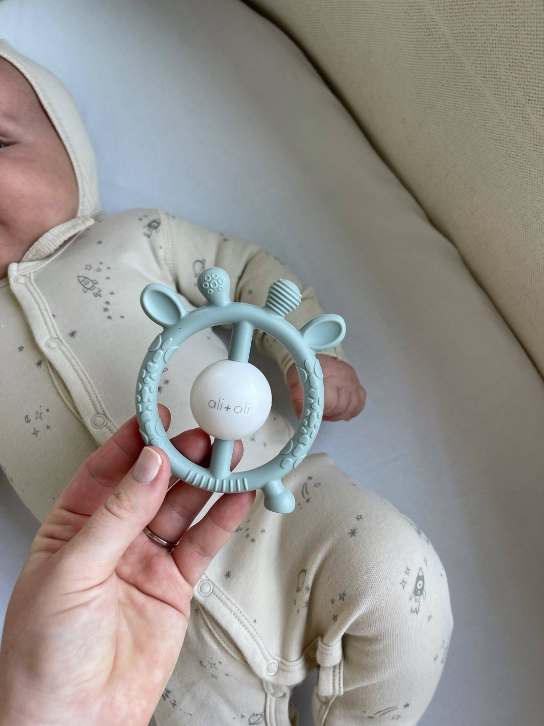 Silicone Giraffe Teether & Rattle (Mist)