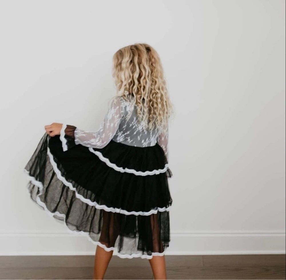 Three tiered Black and White Lace Dress 4-10